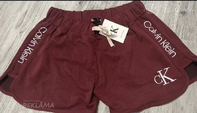 Calvin Klein šorti S - izm. - MM.LV