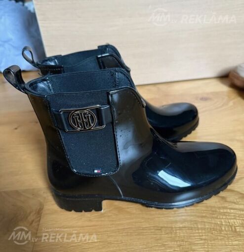 Sieviešu Tommy Hilfiger gumijas zābaki - MM.LV