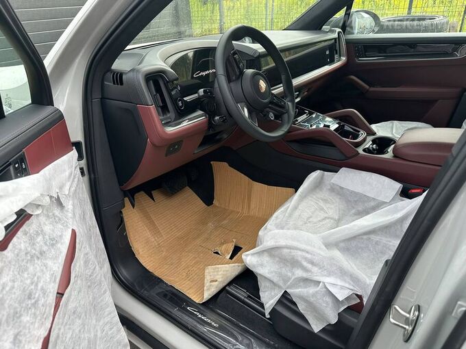 Porsche Cayenne, 2026/March, 10 km, 3.0 l.. Porsche Cayenne, 2026/March, 10 km, 3.0 l.. - MM.LV