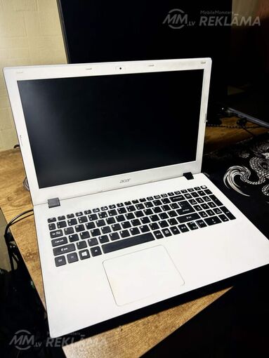 Ноутбук Acer Aspire E5-573, 15.6 '', Рабочее состояние. Ноутбук Acer Aspire E5-573, 15.6 '', Рабочее состояние. - MM.LV
